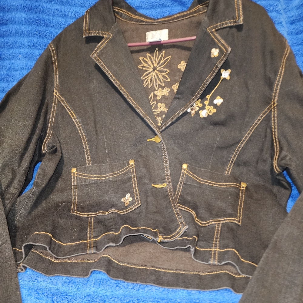 Woman beaded jacket - Picture 2 of 7